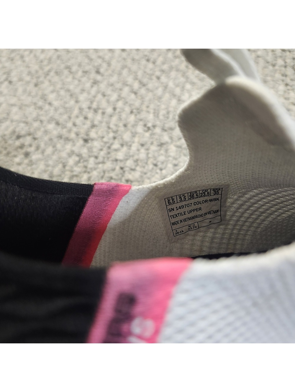 Skechers Slip-On White and Black Knit Sneakers with Pink Accents Size 6.5 - Picture 7 of 11
